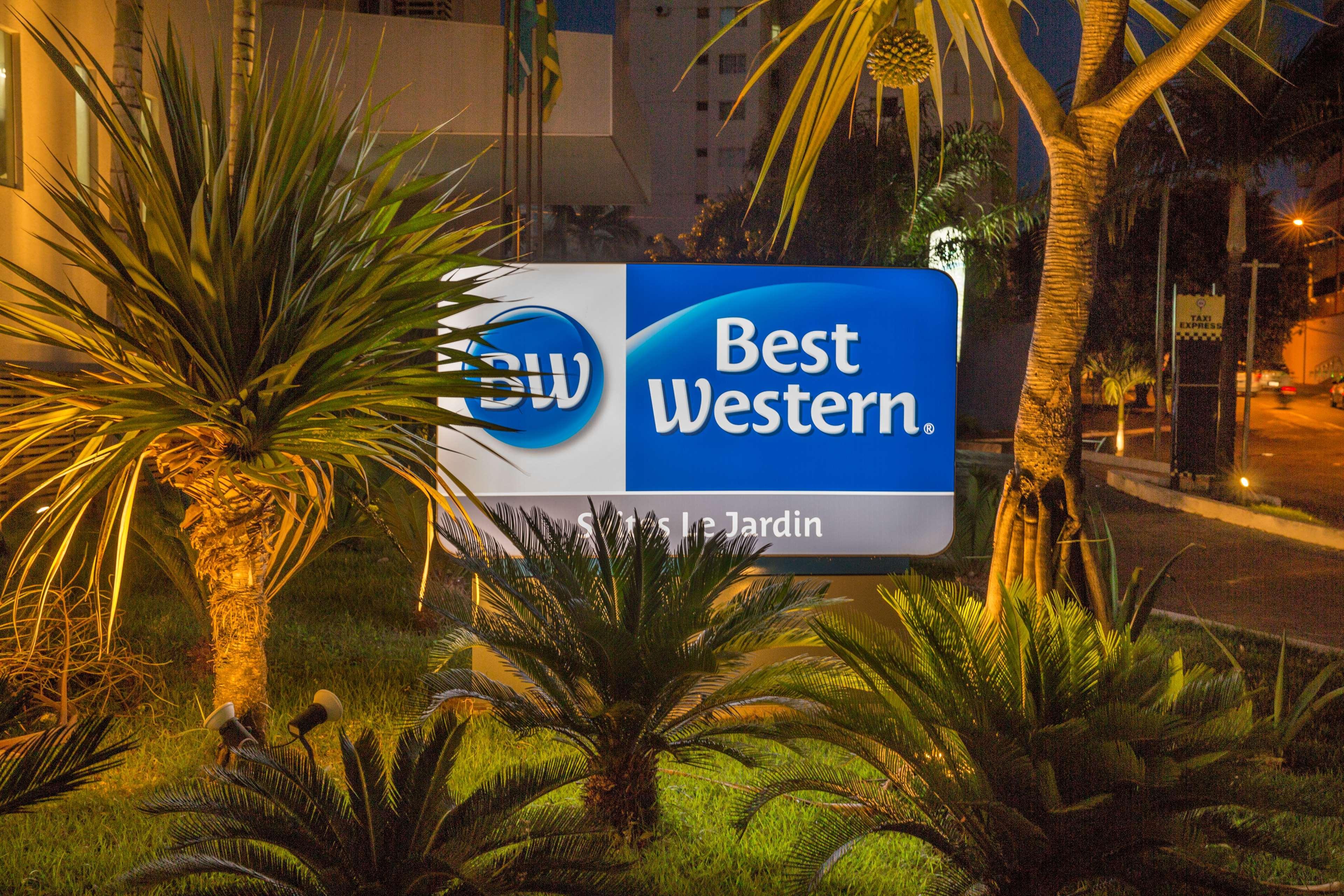 Best Western Suites Le Jardin Caldas Novas Zewnętrze zdjęcie